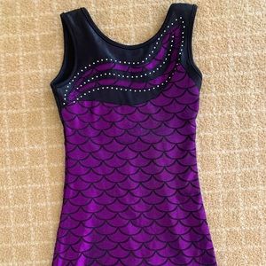 Girls biker short style leotard mermaid detail